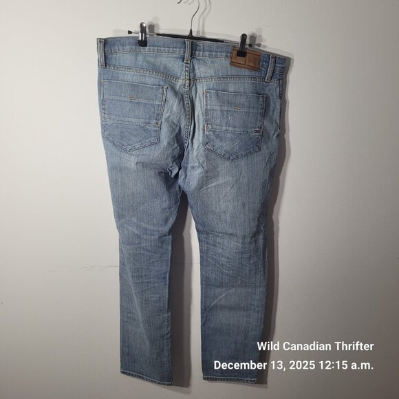 Tommy Hilfiger 36x30 Distressed Light Blue Denim Jeans Cotton - Picture 2 of 6